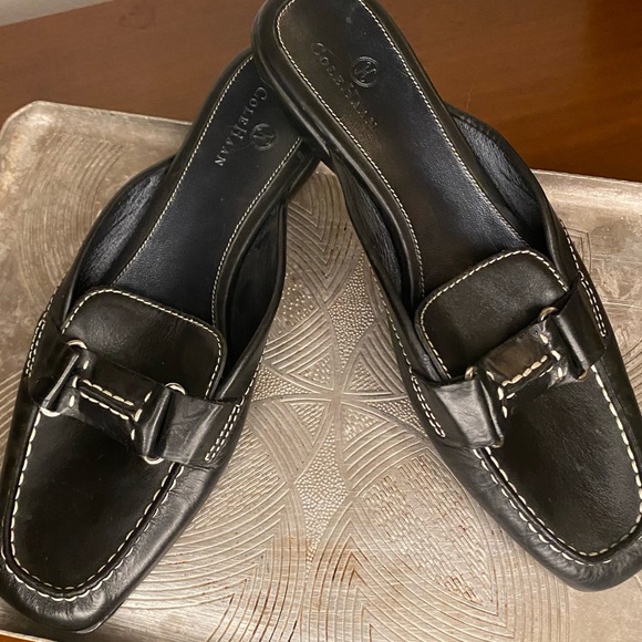 Black leather Cole Haan loafer mules with contrast stitching - Picture 3 of 7